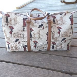 London Icons Carpet Travel Bag Tote
